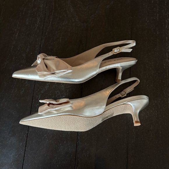 Jack Rogers Women's‎ Debra Slingback Kitten Heel Pumps in Platinum Napa Size 7M - Picture 4 of 12